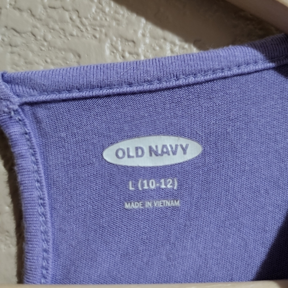 Old Navy flowy loose fit lilac purple top with lace detail Size L (10-12) - Picture 5 of 9